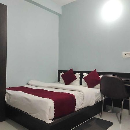 Hotel O Home Aditya Inn Suits Homestay Ayodhya Εξωτερικό φωτογραφία